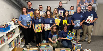 country-club-bank-helps-lead-to-read-kc-turn-a-page-to-promote-childhood-literac-october-2022